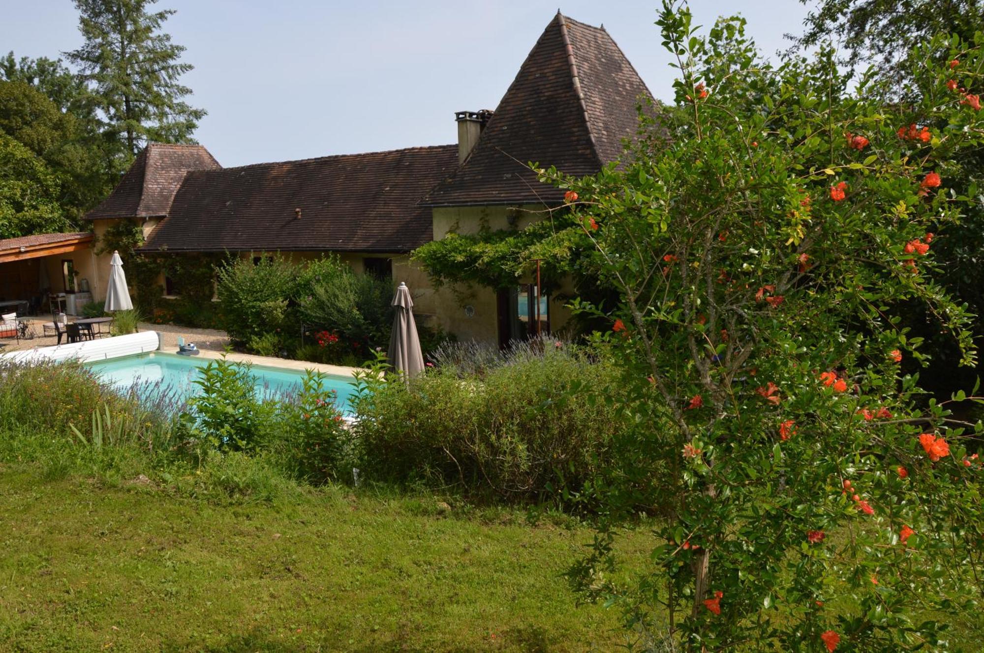 Les Deux Tours Bed & Breakfast Siorac-en-Périgord Dış mekan fotoğraf