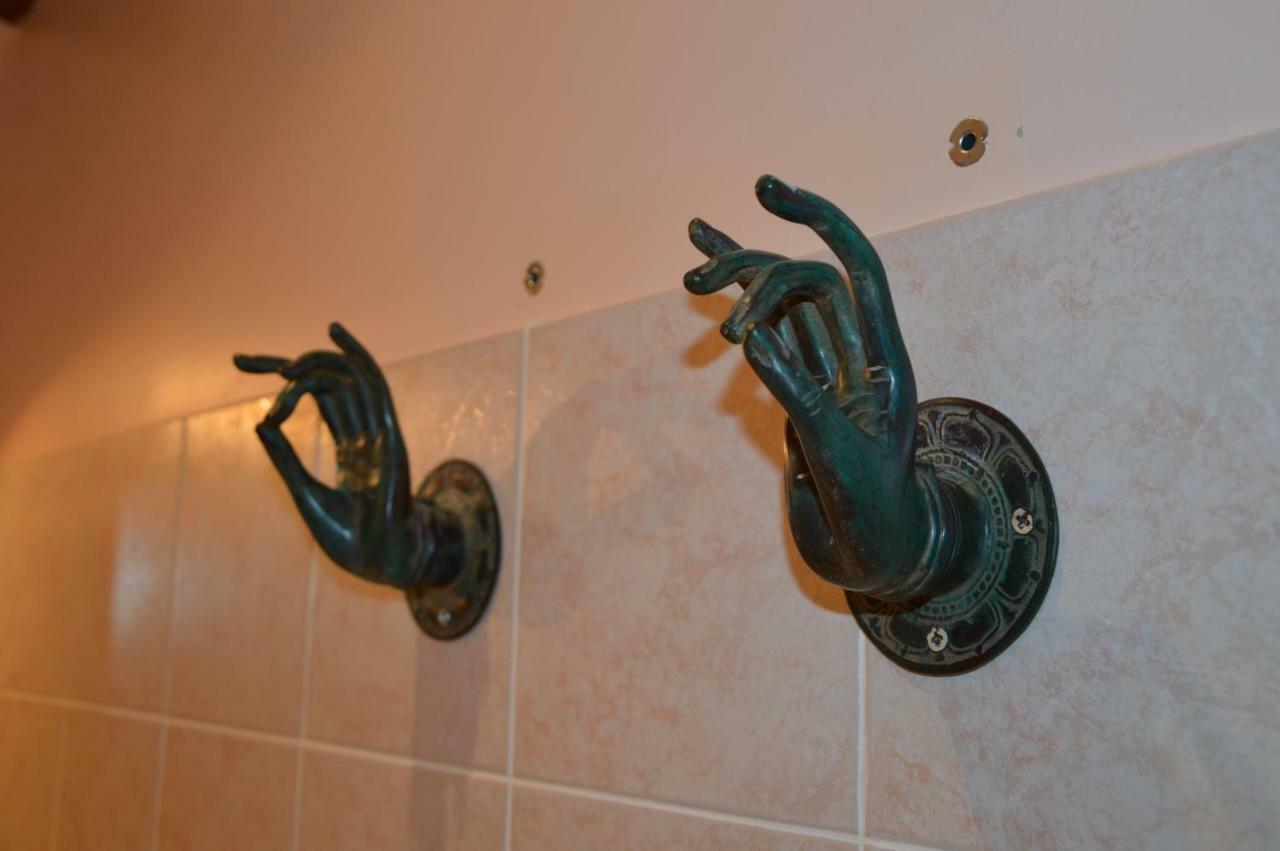 Les Deux Tours Bed & Breakfast Siorac-en-Périgord Dış mekan fotoğraf