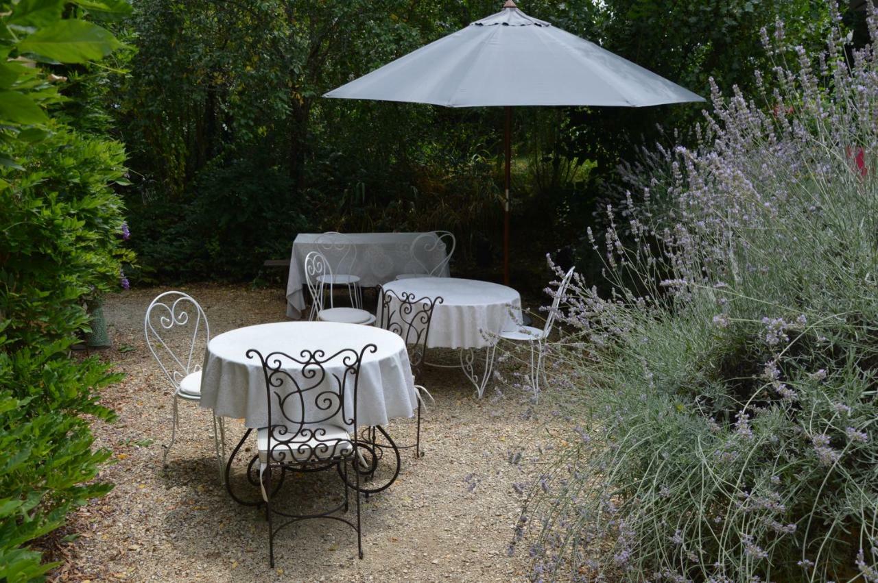 Les Deux Tours Bed & Breakfast Siorac-en-Périgord Dış mekan fotoğraf